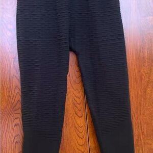 Black Textured Women's Leggings